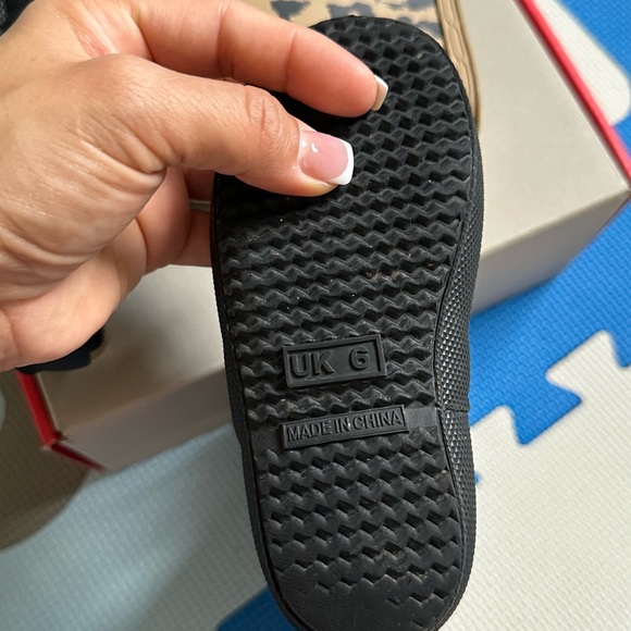 Hunter - Picture 5 of 11